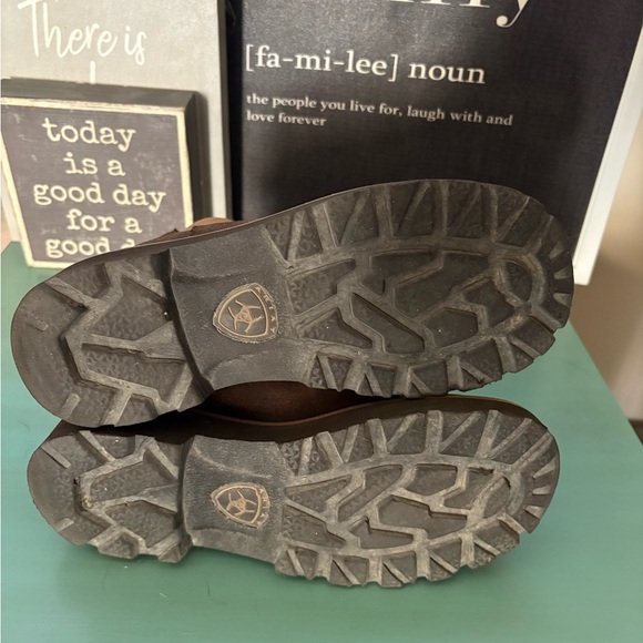 Ariat Brown Leather Fatbaby Chelsea Western Boots - Picture 7 of 7